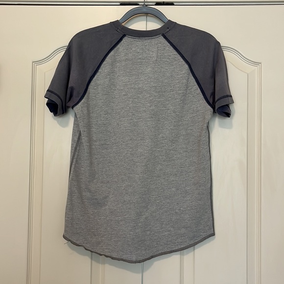 Abercrombie Boys XL T-Shirt - Picture 2 of 6